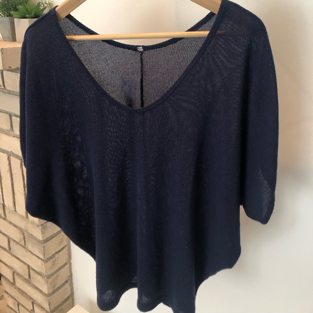 Blue top